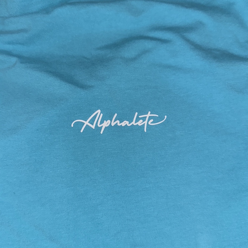 Alphalete Crop Top - Picture 2 of 3